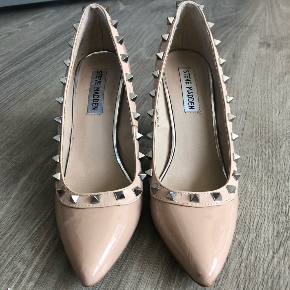 Steve Madden patent leather studded heels size 6